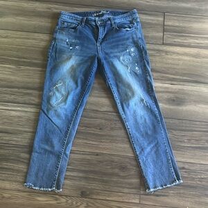 Mid rise boyfriend crop jeans